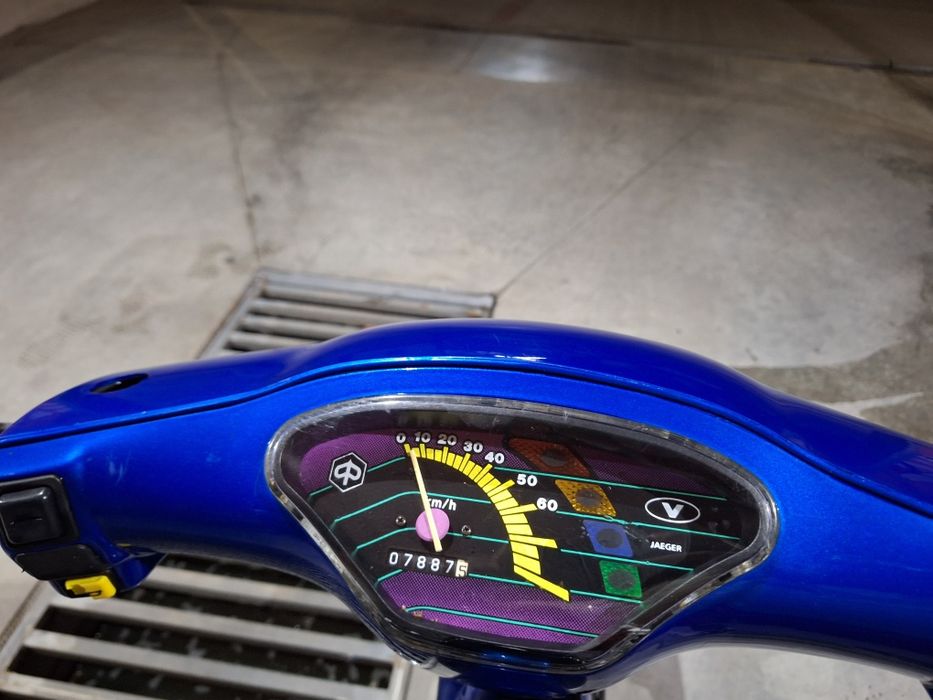 Scuter Piaggio Velofax 49cm Adus din Germania