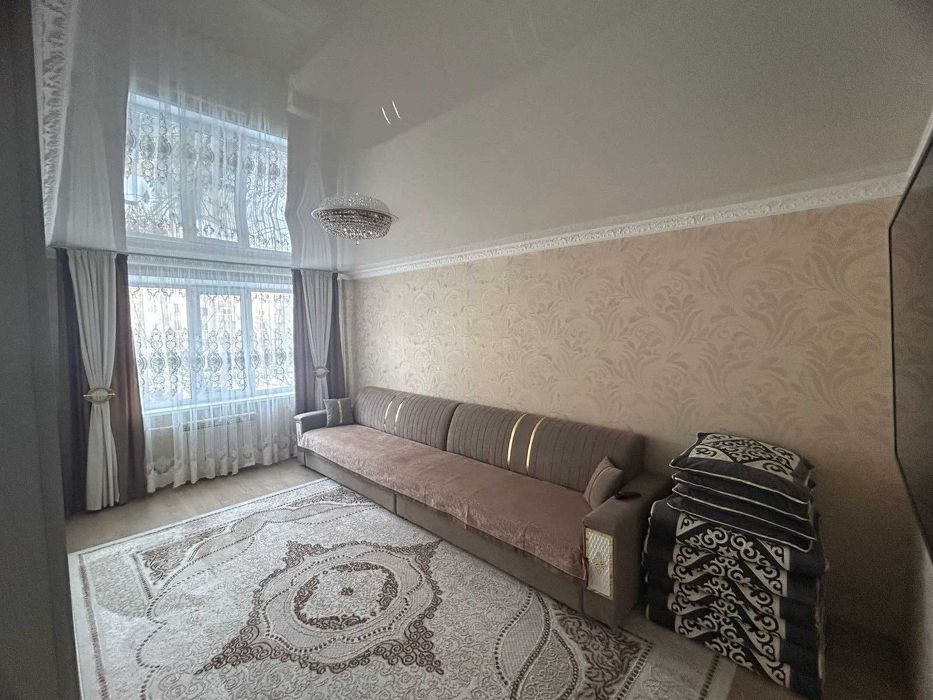 уютная и светлая 3-комнатная квартира в 20 микрорайоне