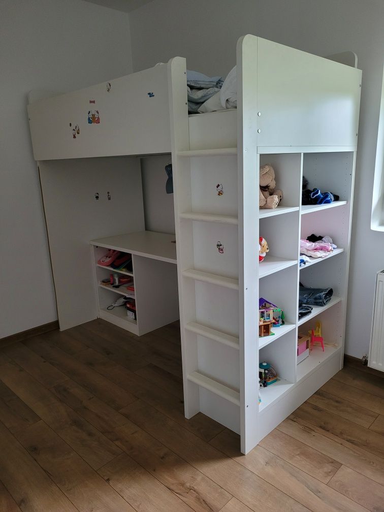 Pat Ikea supraetajat pentru copii +birou+dulap