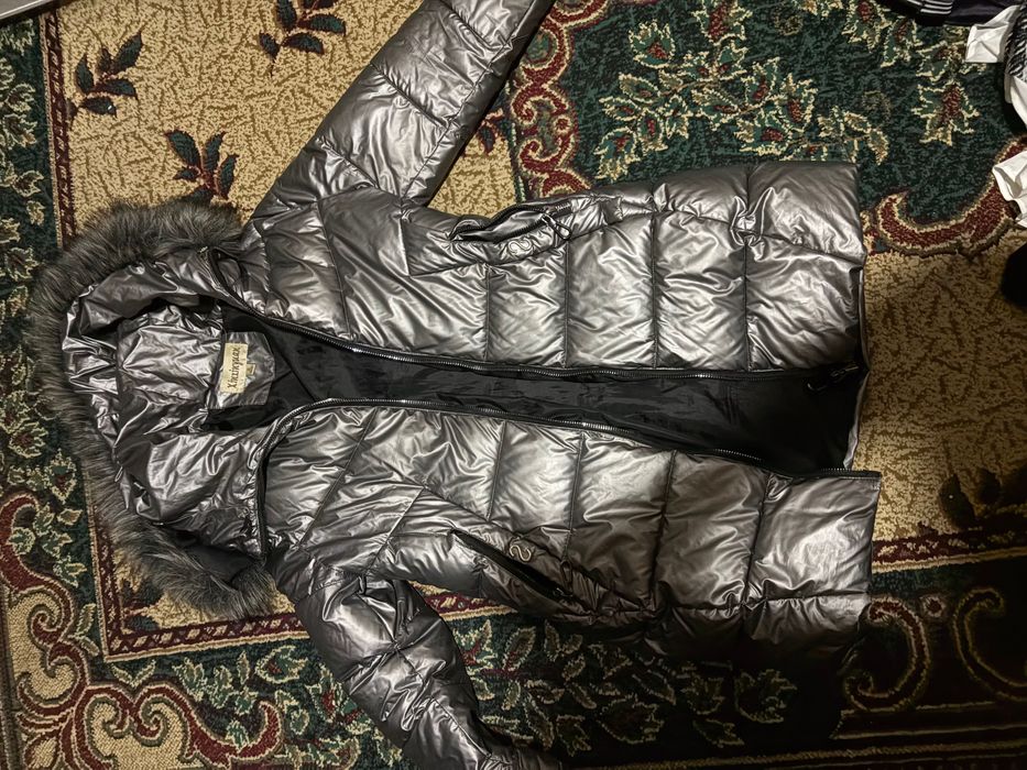 B/u narsalarimi bervoraman.  38-40razmer