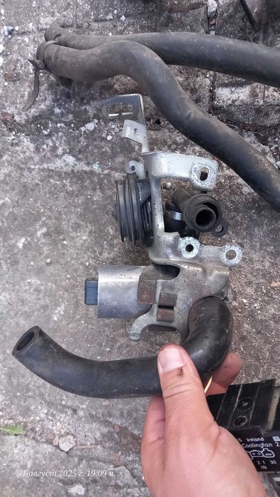 Волво 850 двигател скоростна и части