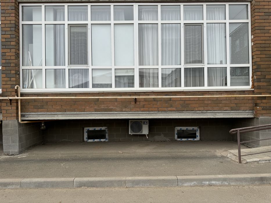 Продаются пластиковые окна! В отличном состоянии! Двойной стеклопакет!