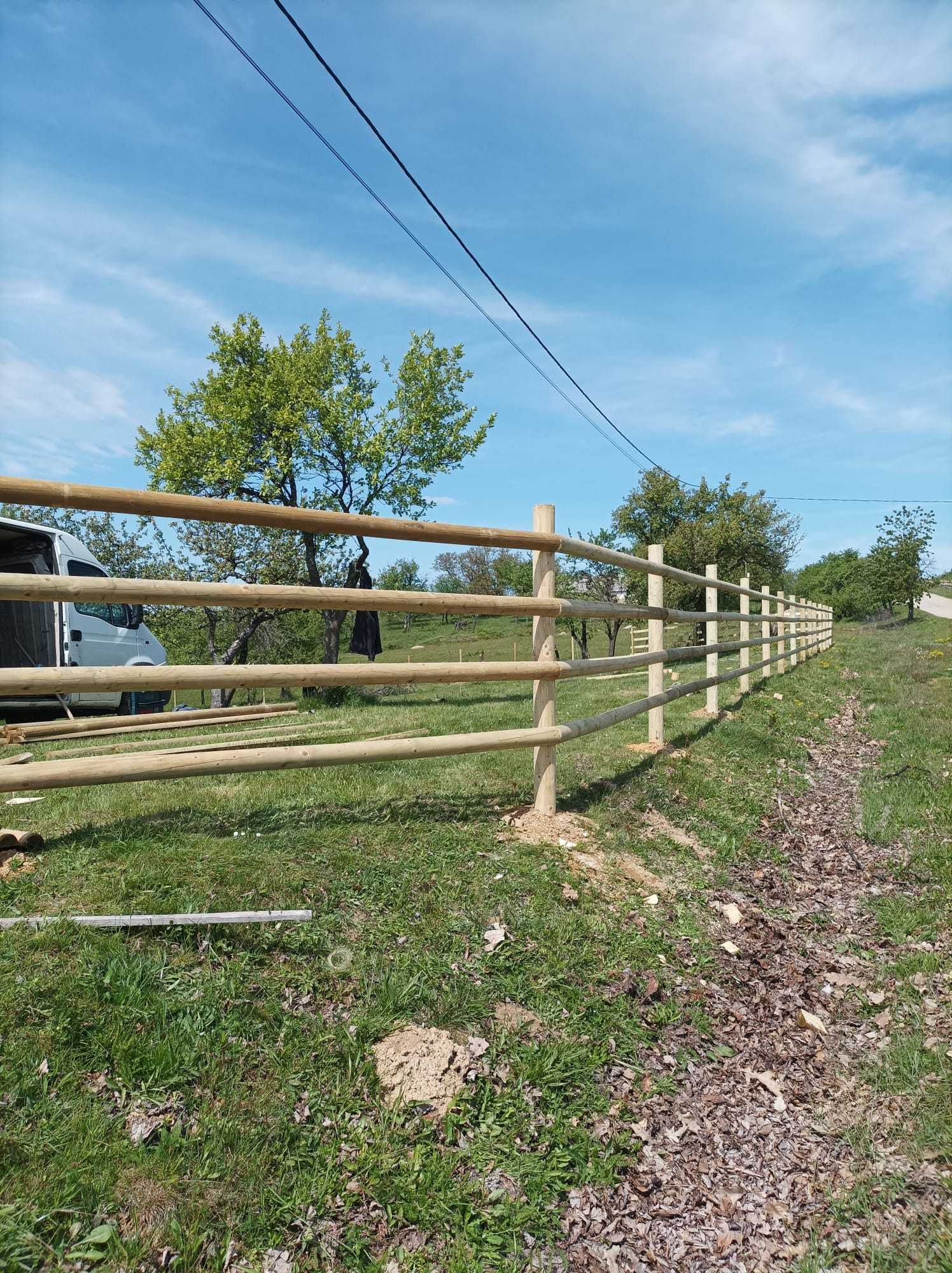 Garduri si Imprejmuiri din Lemn Rotund pentru Terenuri Agricole