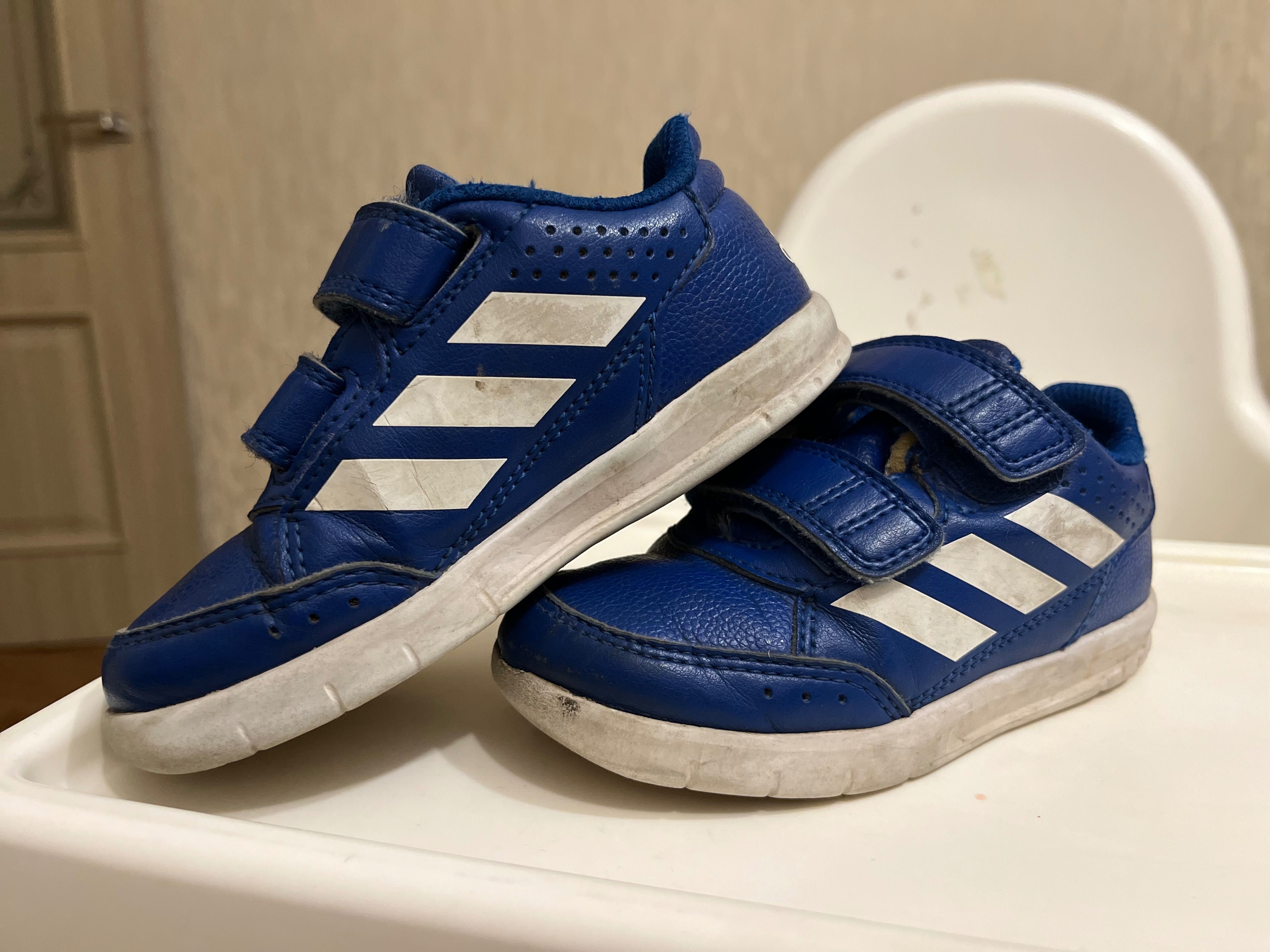 Детски кроссовки adidas