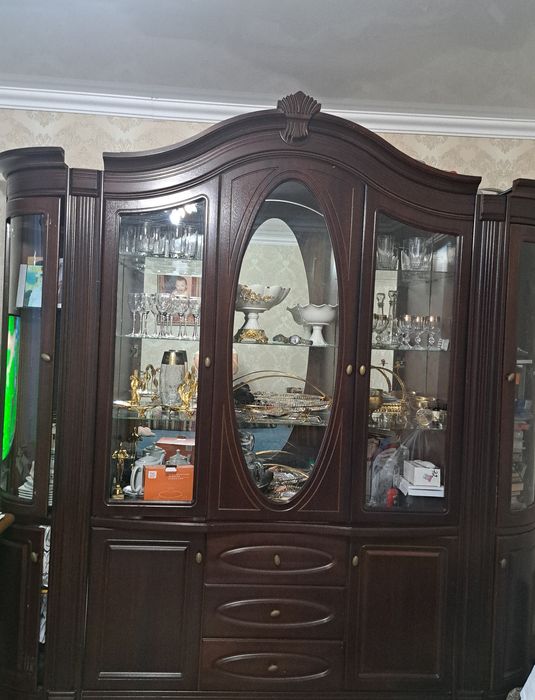 Продается шкаф..