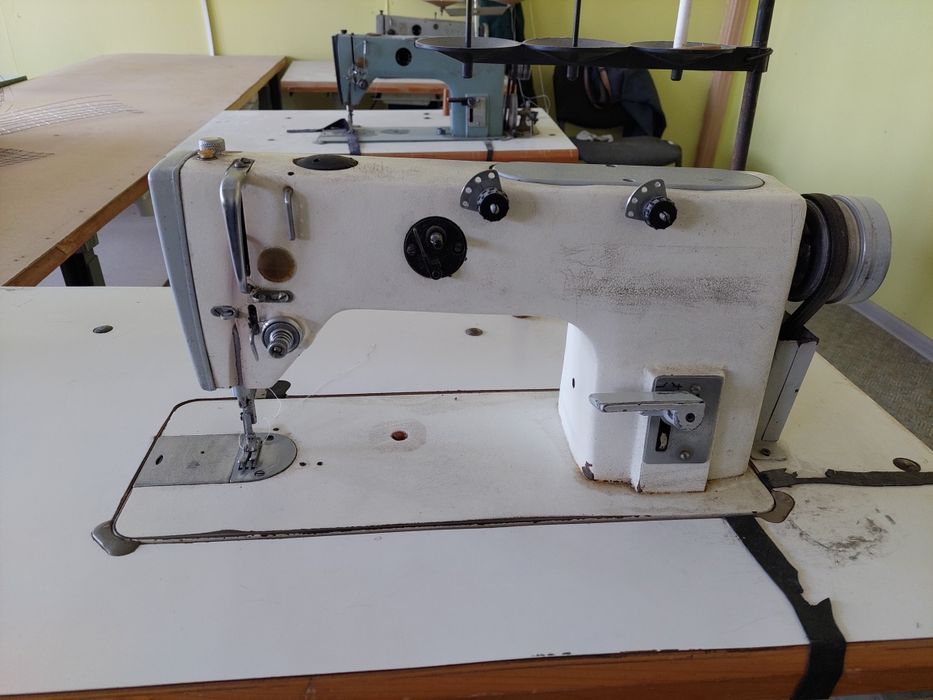 Продается Промышленная Швейная машина . В хорошем состоянии