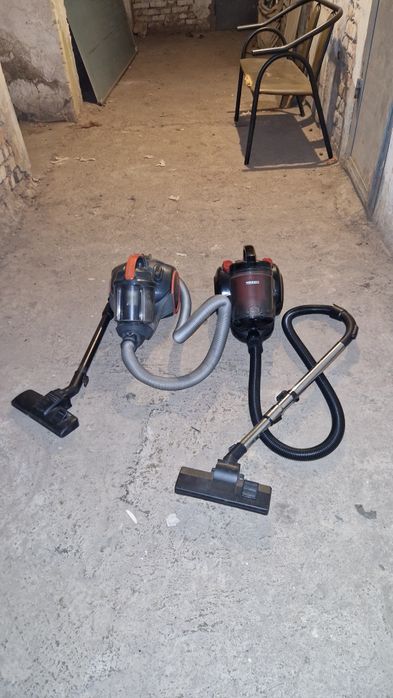 Пылесос хороший продам