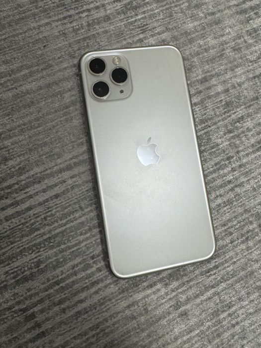 Vand iPhone 11 pro 256 GB
