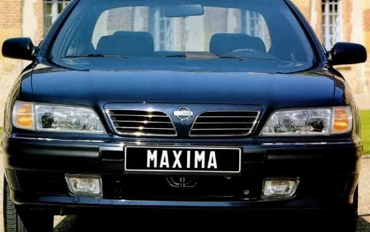 стекло фары NISSAN Maxima