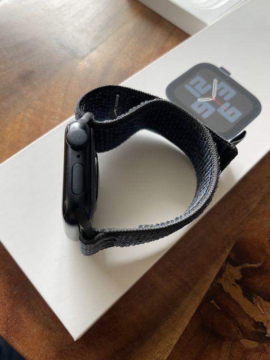 Apple watch SE 2nd gen 40mm GPS
