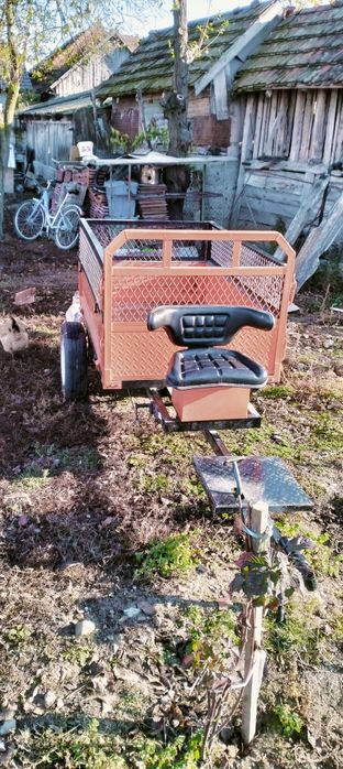 Vând remorcă basculabilă și frana că nouă