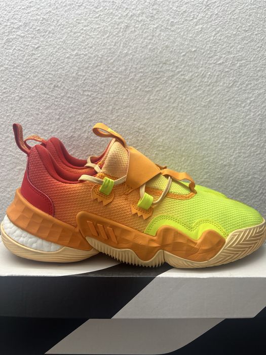 Маратонки Adidas Trae Young 3