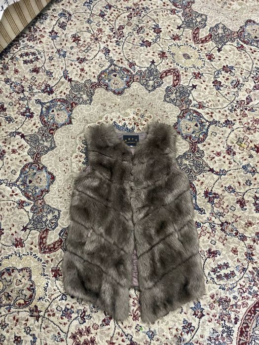 Продаю срочно  вещи в хорошем состоянии