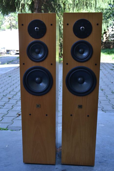 Boxe JBL model TI 400