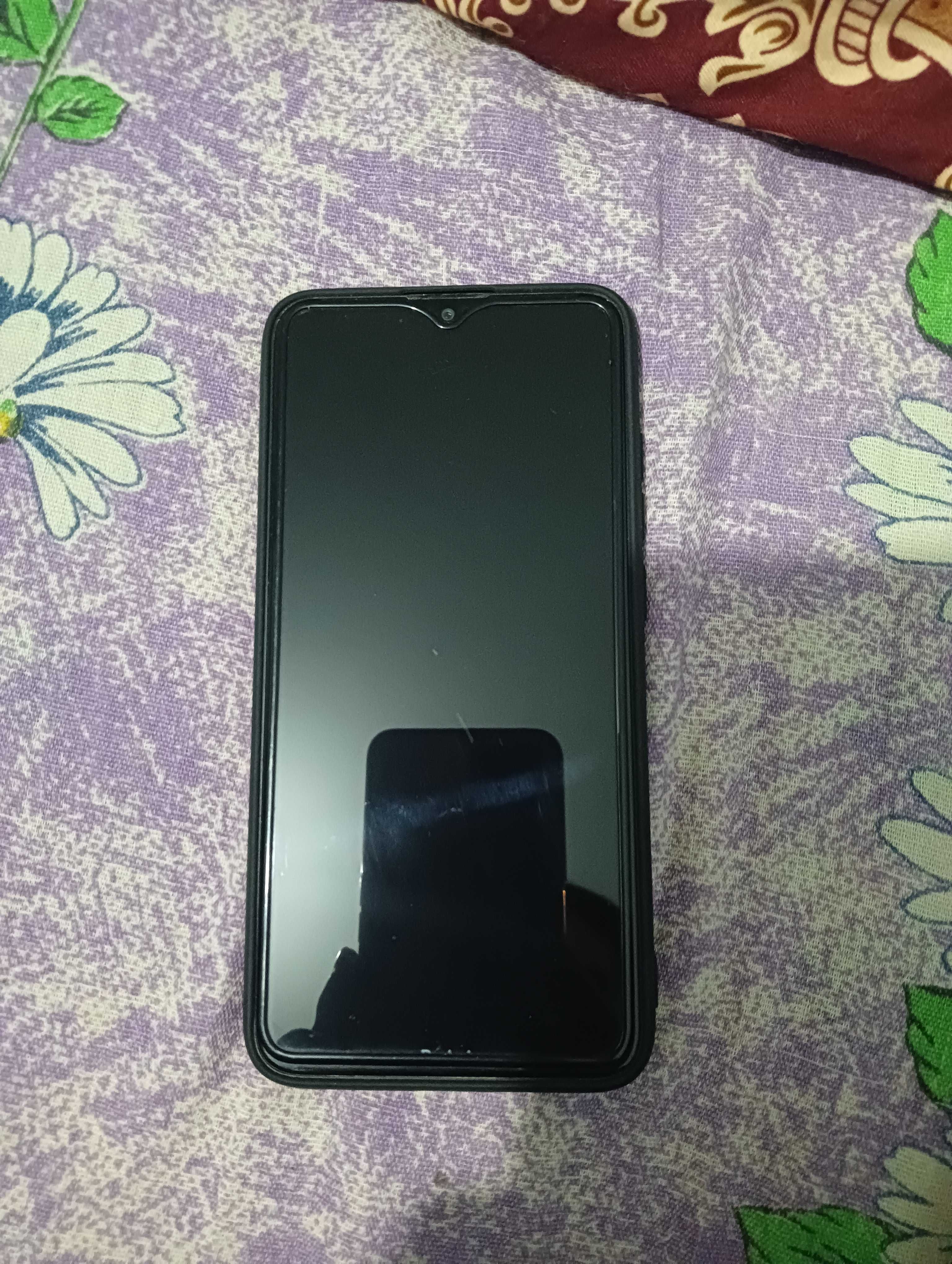 Redmi 8 sotiladi xolati zor