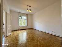 Vand apartament 3 camere, ultracentral, Piata Mica