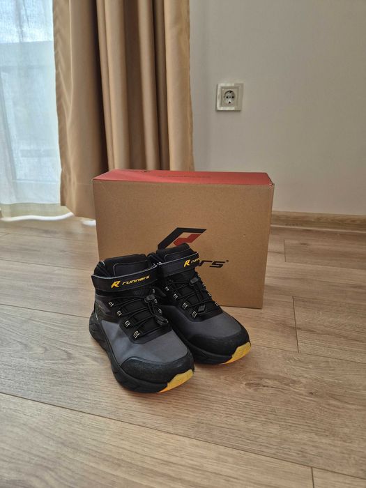 Детски боти Runners
