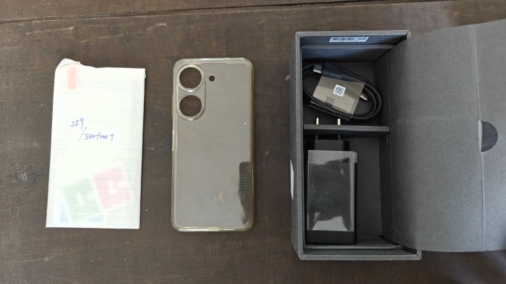 Asus Zenfone 9, Garanție, 128Gb 8Gb RAM