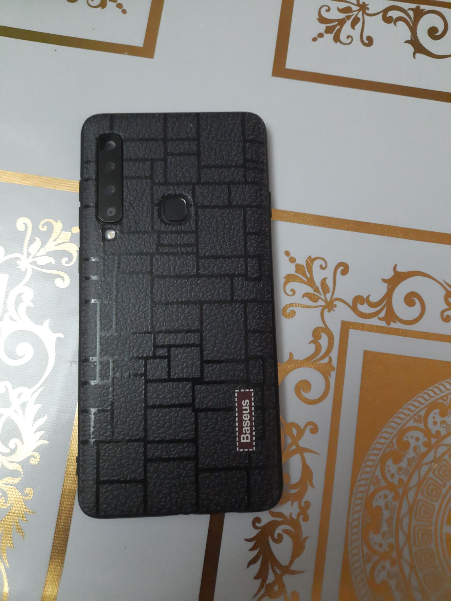 Самсунг А 9 2018 6/128