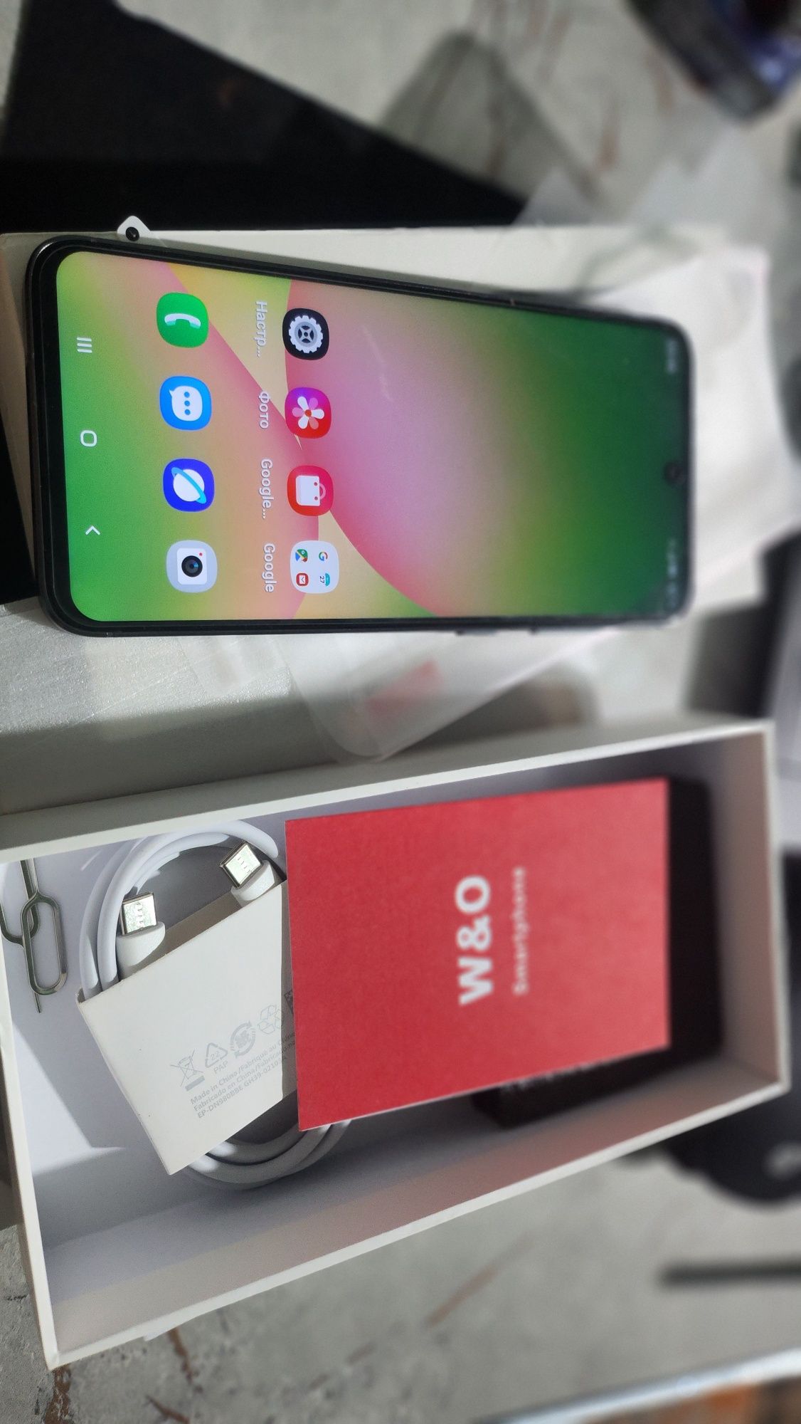 Telefon W&O A56 madel yangi