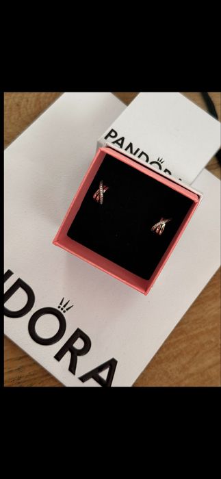 Пандора обеци Pandora