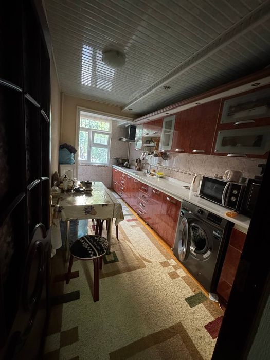 Продам хорошую квартиру Чиланзар 20а 3 комнаты