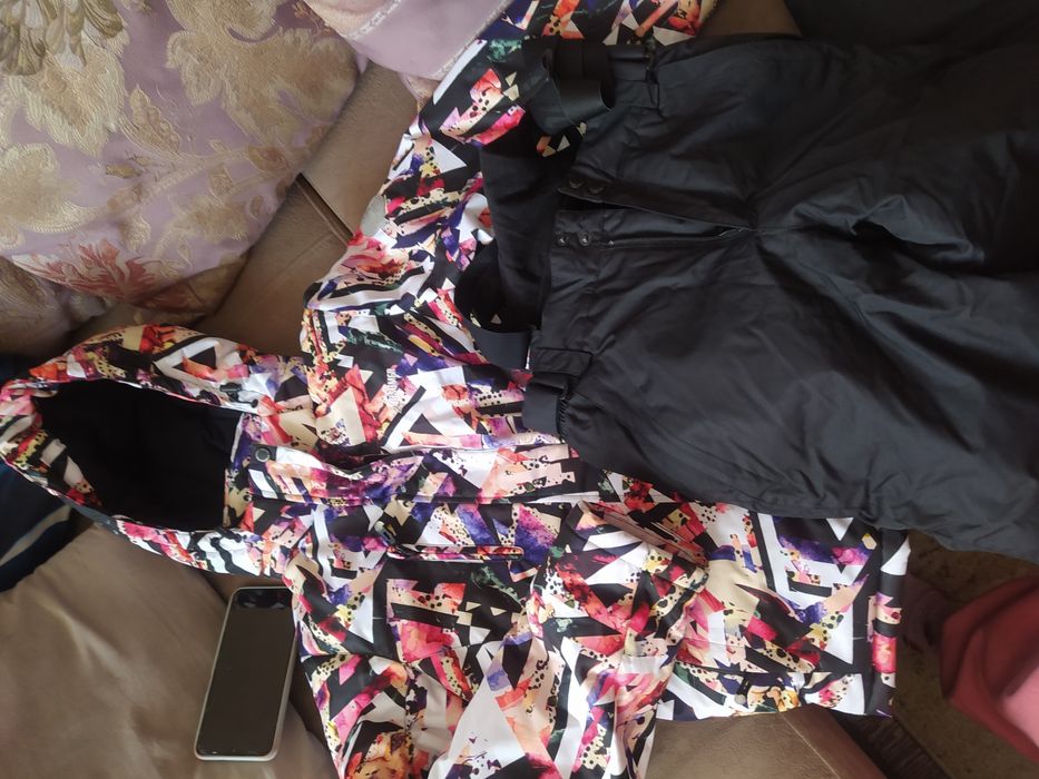 Зимний комбинезон 146см