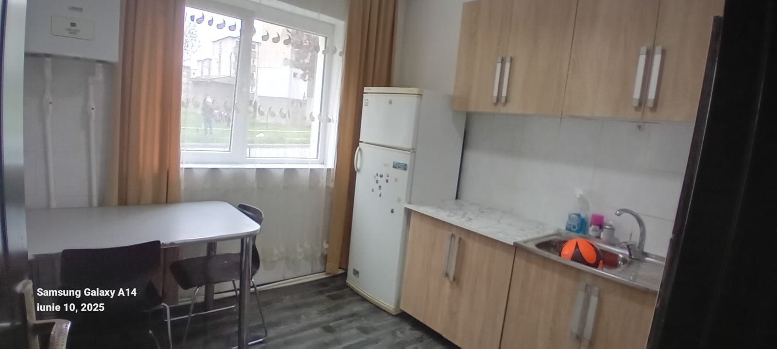 Închiriez garsonieră complet mobilata și utilata