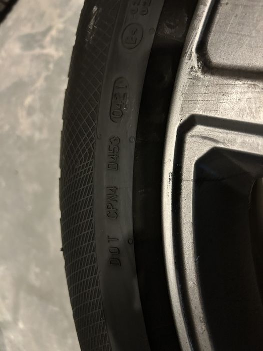 Оригинални гуми с джанти за Ауди SQ7 с датчици за налягане