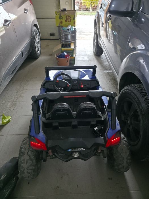 Mașinuță electrică 4×4