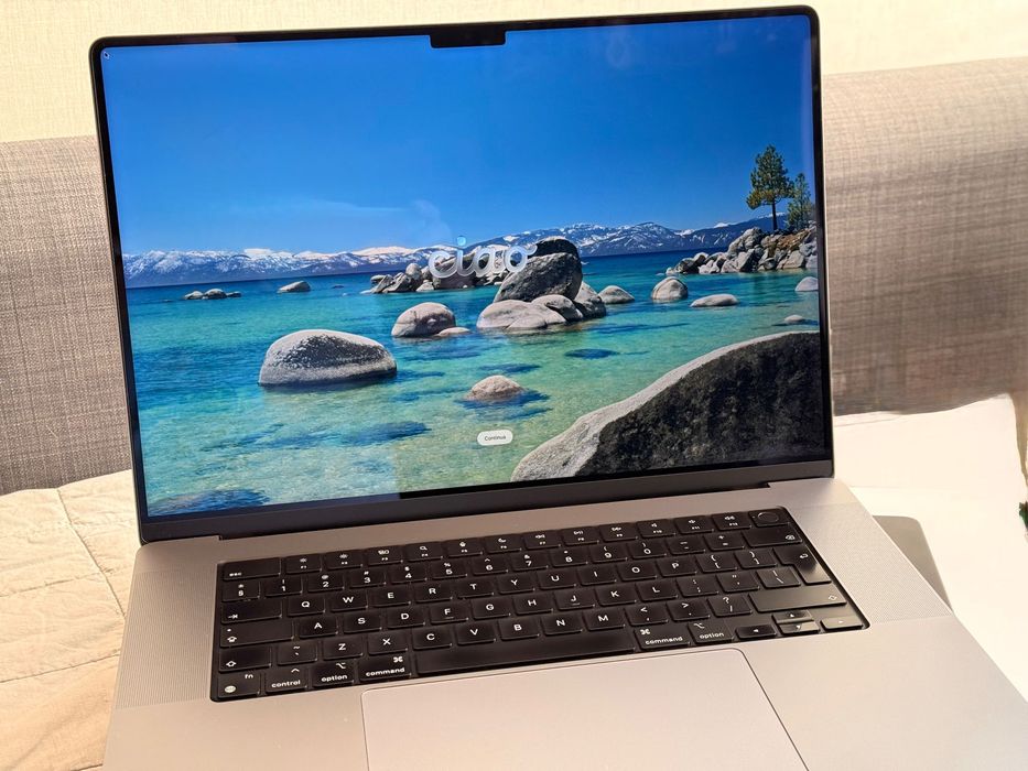 MacBook Pro M2 Max 16-inch Space Gray | RAM 32 | 1 TB SSD