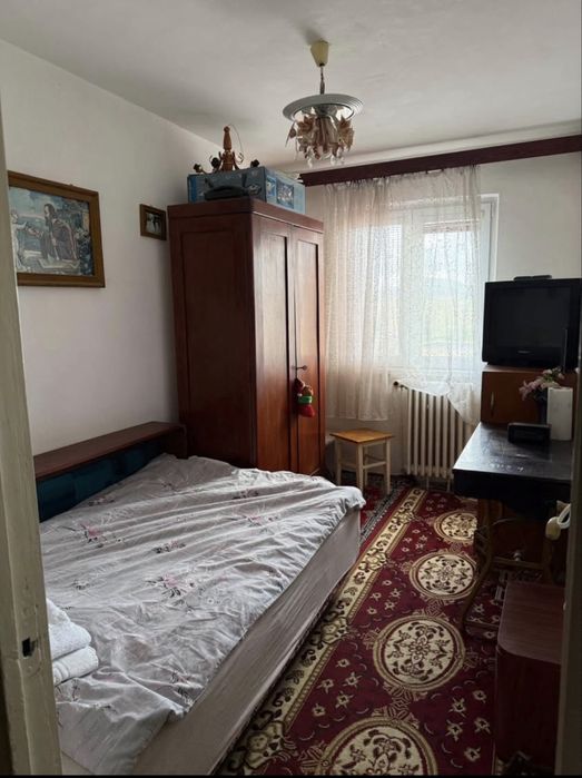 Vand Apartamet cu 3 camere