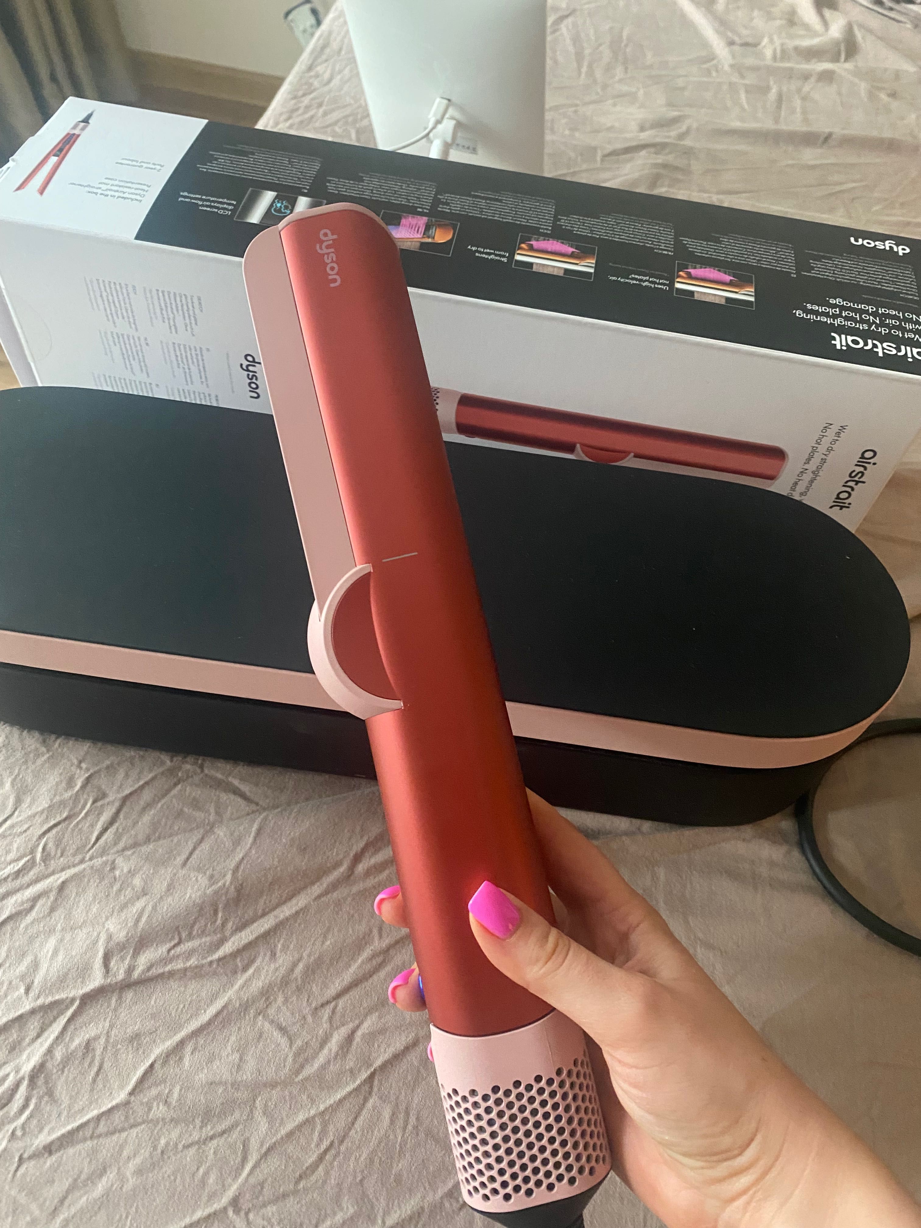Dyson Airstrait HT01 Strawberry bronze and blush pink