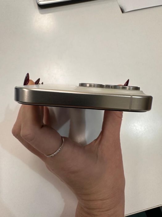 Iphone 15 Pro Max White Titanium 256 gB