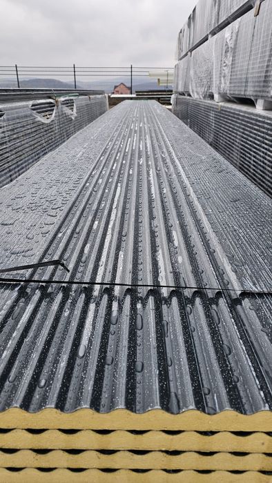 49 RON Vindem panouri Sandwich grosime 1,2, 4, si 6 cm, calitatea 1