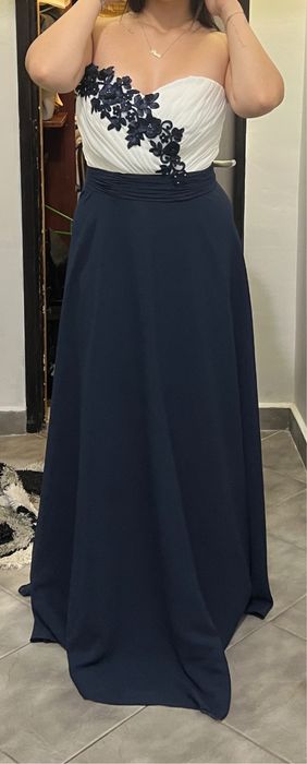 Рокля за различни поводи като балове,сватби ,кръщенета и други