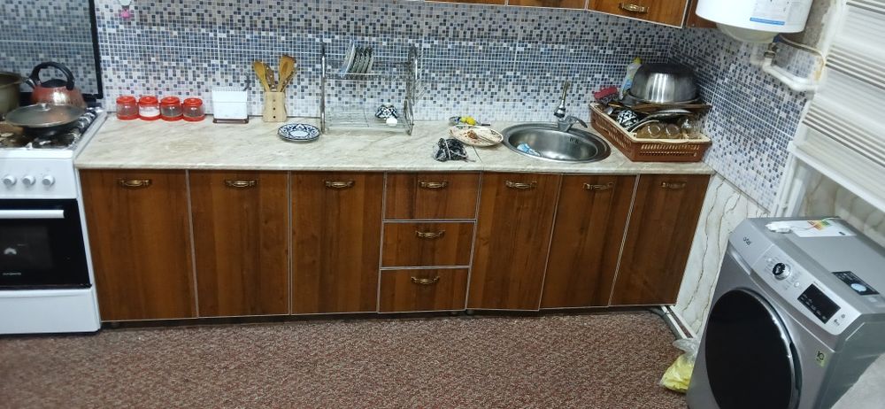 Кухонный мебель сотилади ишлатилган