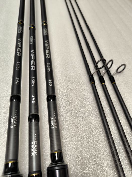 SET 3 Lansete FL VIPER 3.90m 3.5 LBS 2 tronsoane + 3 Mulinete JS10000