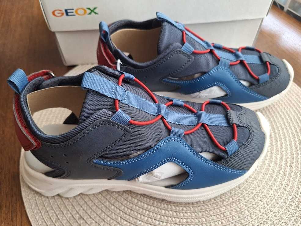Нови обувки/сандали/сникърси на Geox, Primigi - н. 37