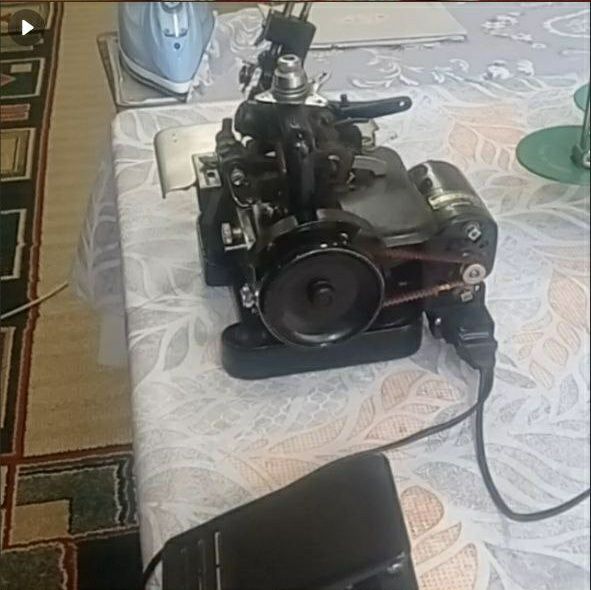 Продается  оверлок