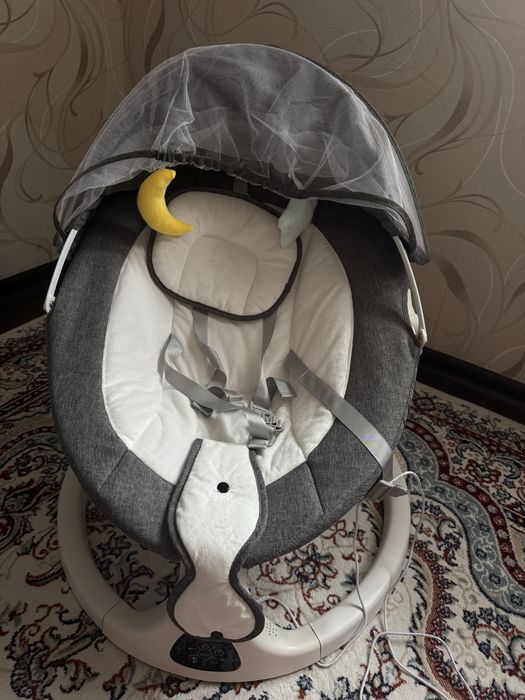 Шезлонг продаем срочно