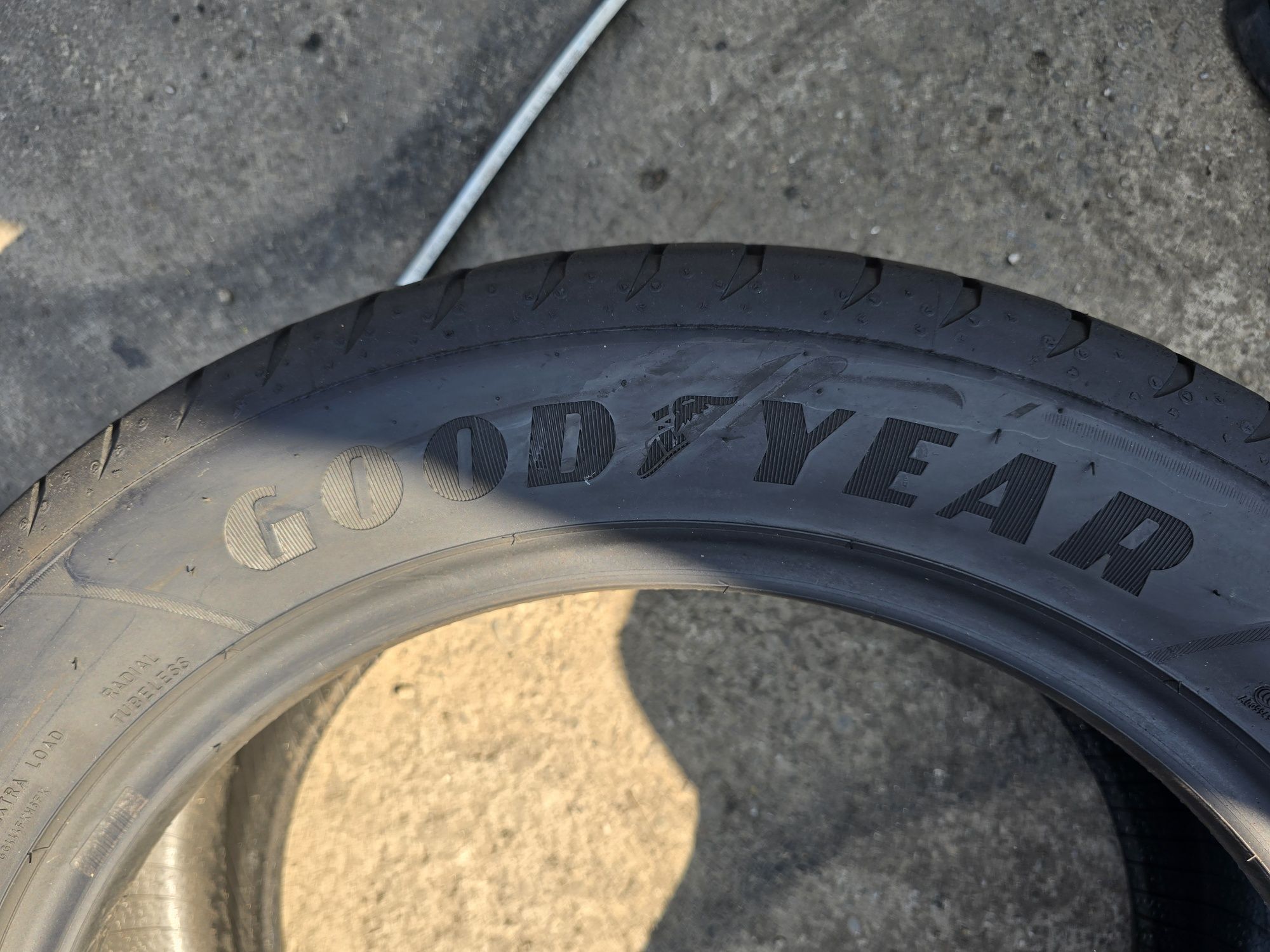 285 45 20 goodyear vara