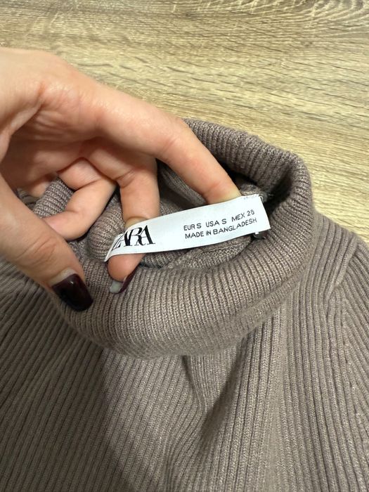 Зимна блуза ZARA