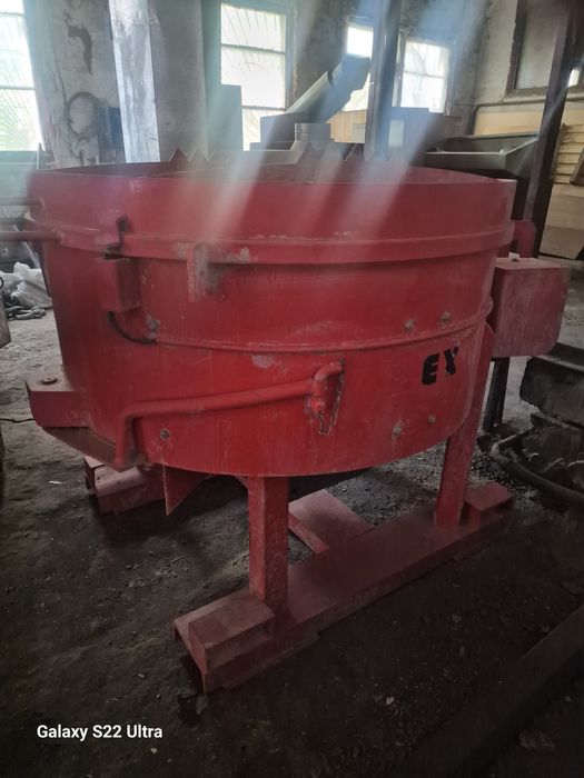 Продам бетоносмеситель DEX 500