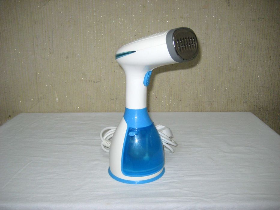 Утюг отпариватель Mega отличном рабочим состоянии!