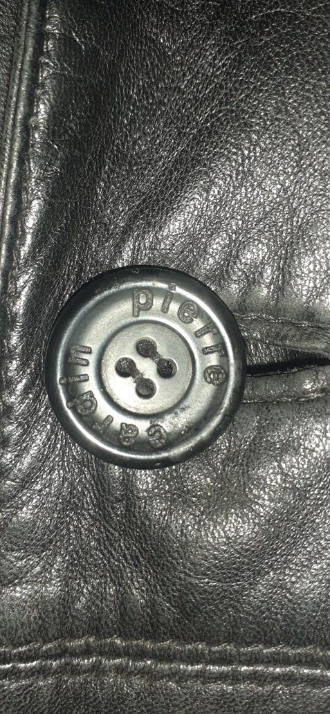 Scurtă piele Pierre Cardin originală Franța