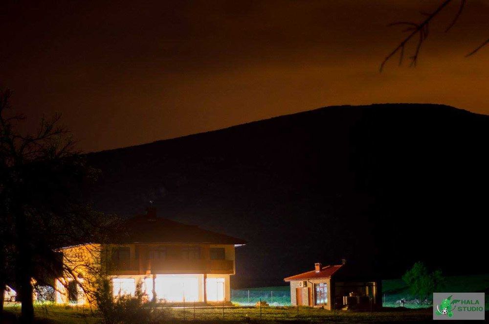 Дава се под наем Къща в с. Чупрене, Област Видин - 450 кв.м за 2397 € - Снимка #11