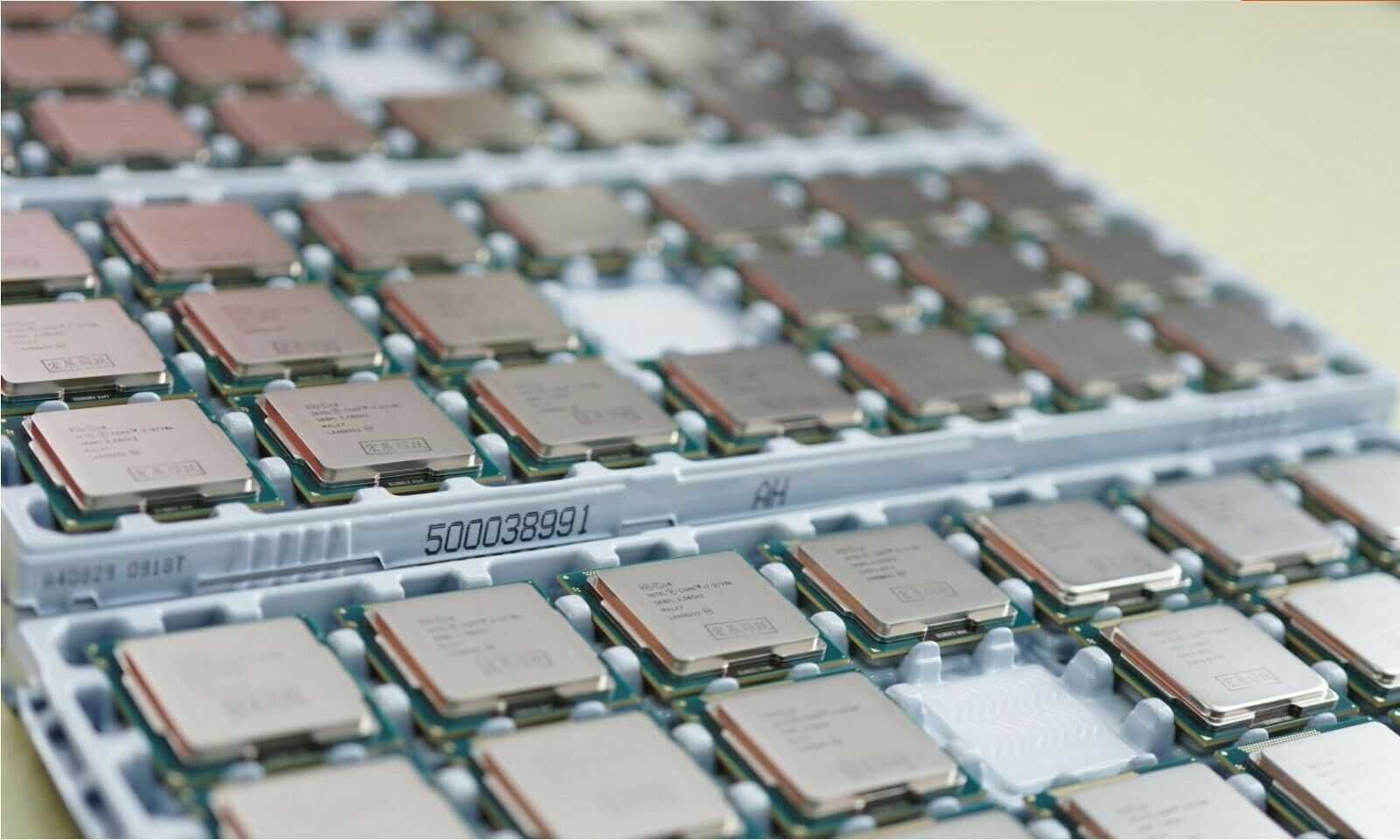 ЛОТ Процесори за настолен компютър и сървър Intel I3 I5 I7 Xeon