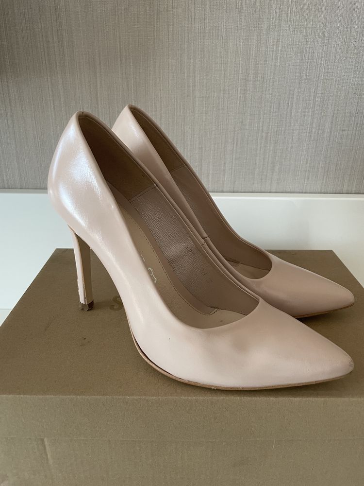 Дамски официални обувки на ток Guess, Baldaccini, Zara 36