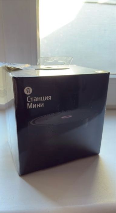 Продам Яндекс станция миди 2 без часов